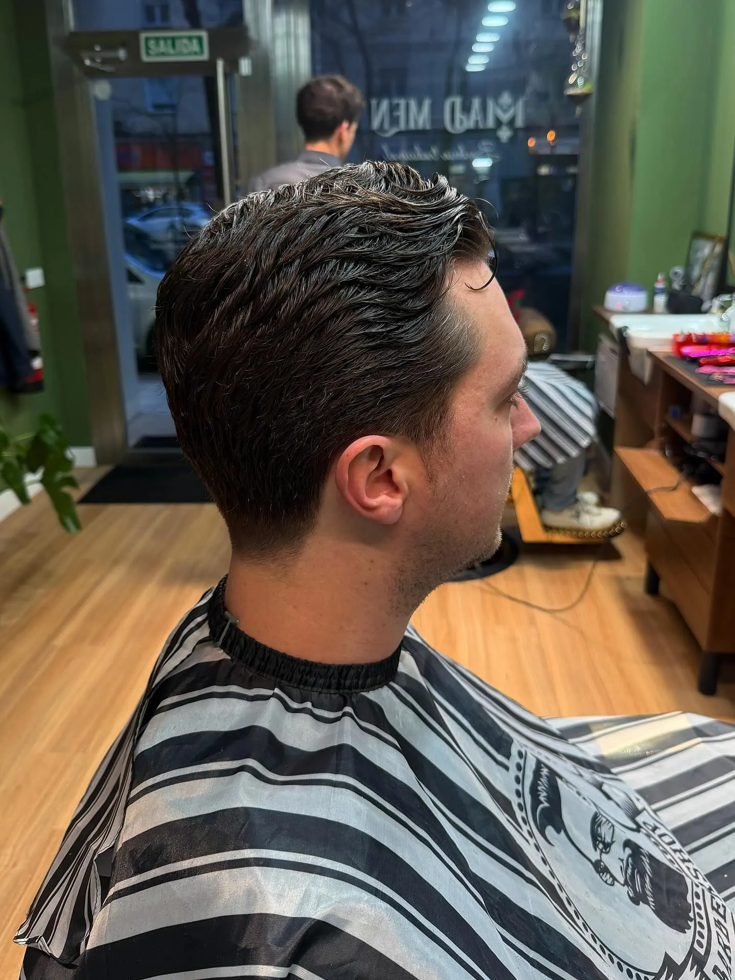 Corte de pelo en MadMen Barbería Madrid